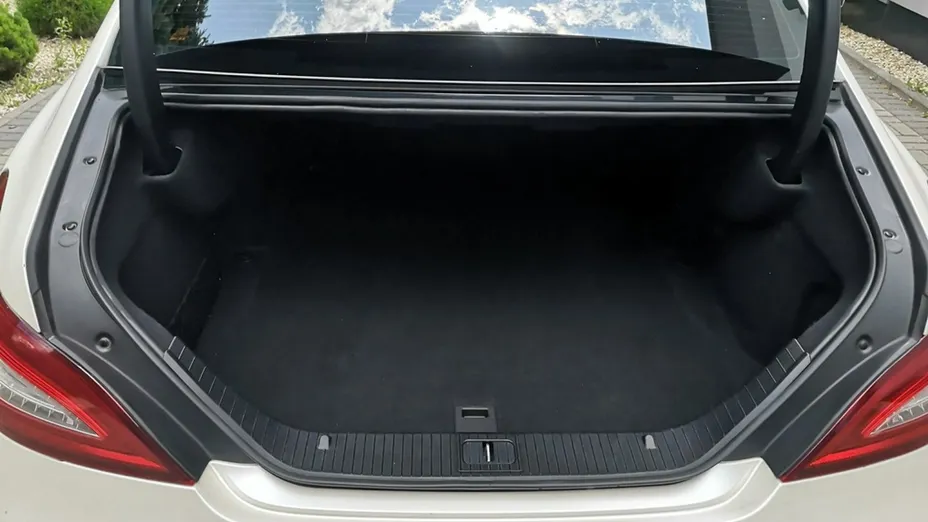 MERCEDES-BENZ CLS -
