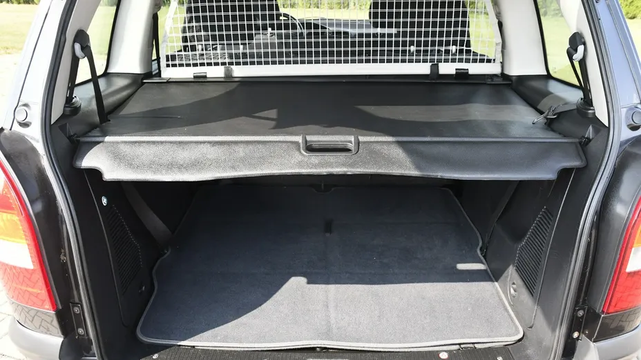 OPEL Zafira -