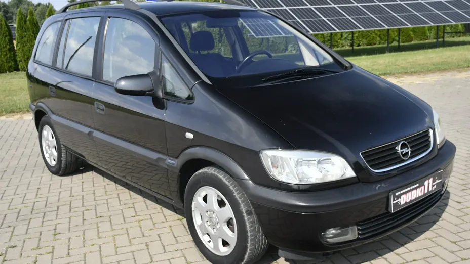 OPEL Zafira -
