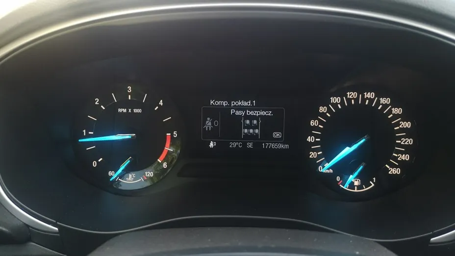 FORD Mondeo -
