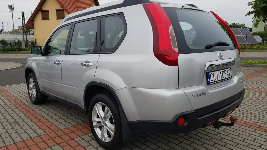 NISSAN X-Trail -