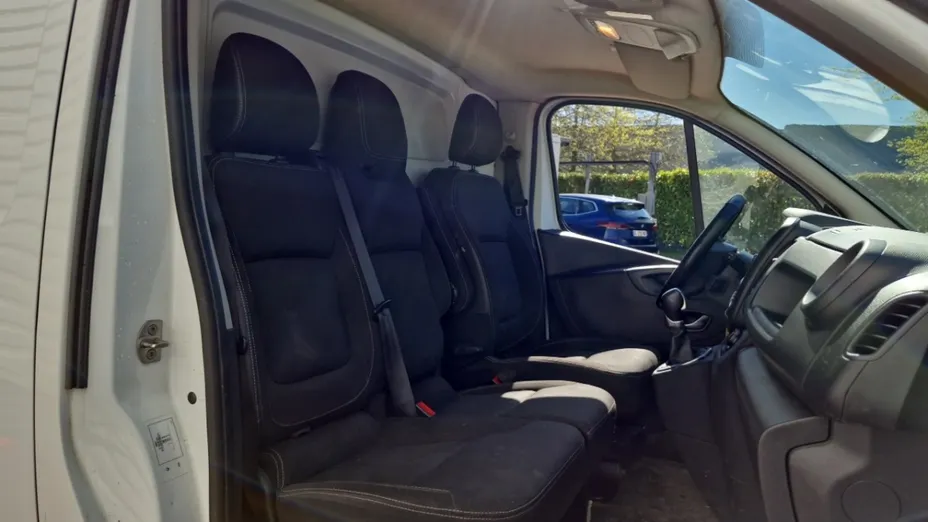 RENAULT Trafic -