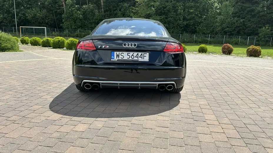 AUDI TT -
