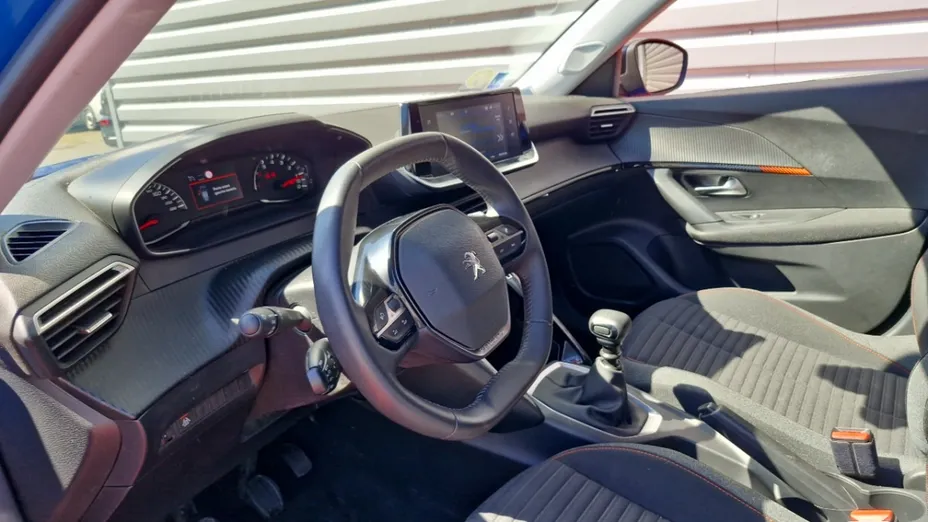 PEUGEOT 2008 -