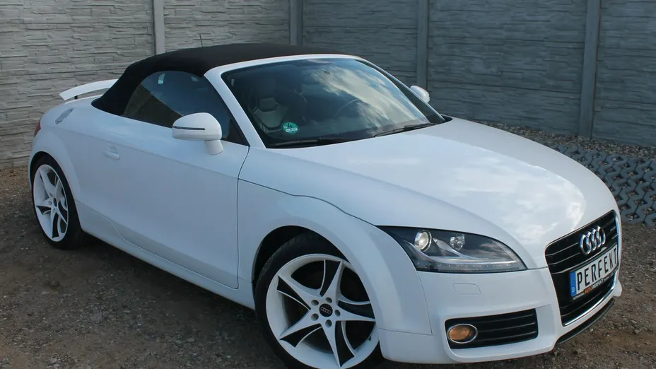 AUDI TT Roadster -