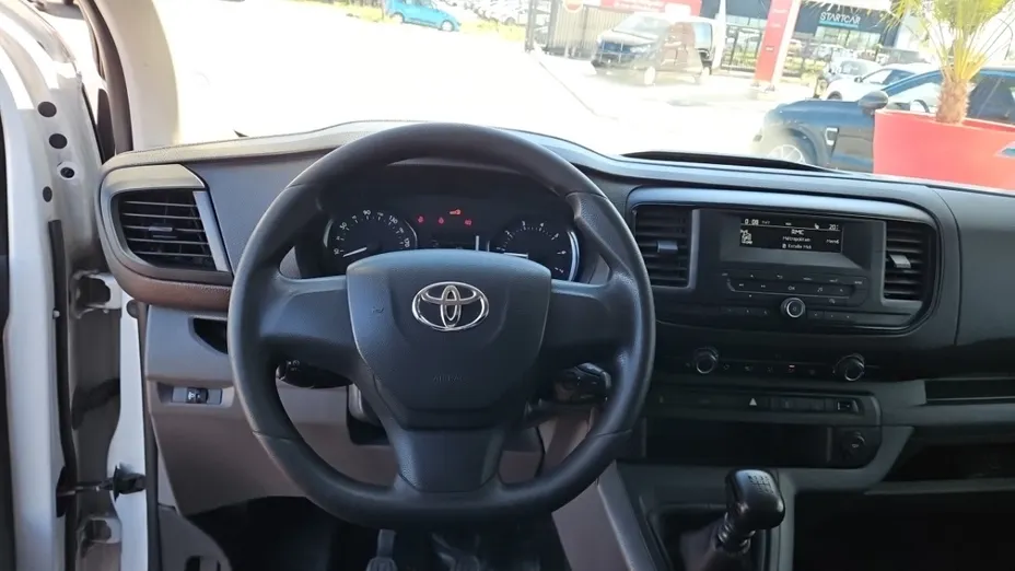 TOYOTA Proace -