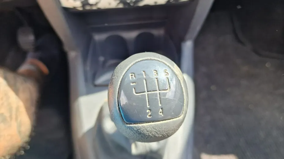 RENAULT Clio -