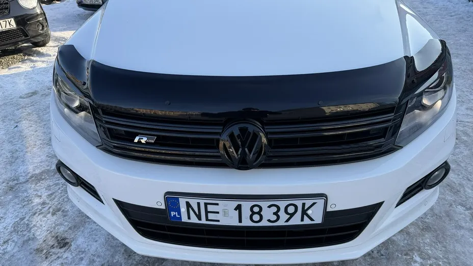VOLKSWAGEN Tiguan -