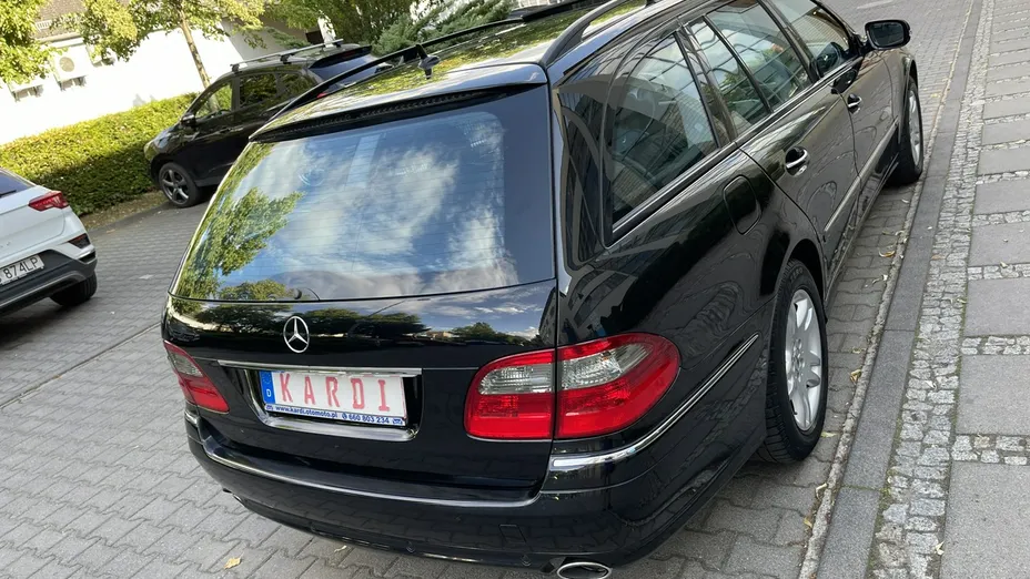 MERCEDES-BENZ E Klasa -
