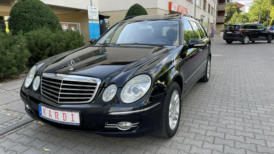 MERCEDES-BENZ E Klasa -