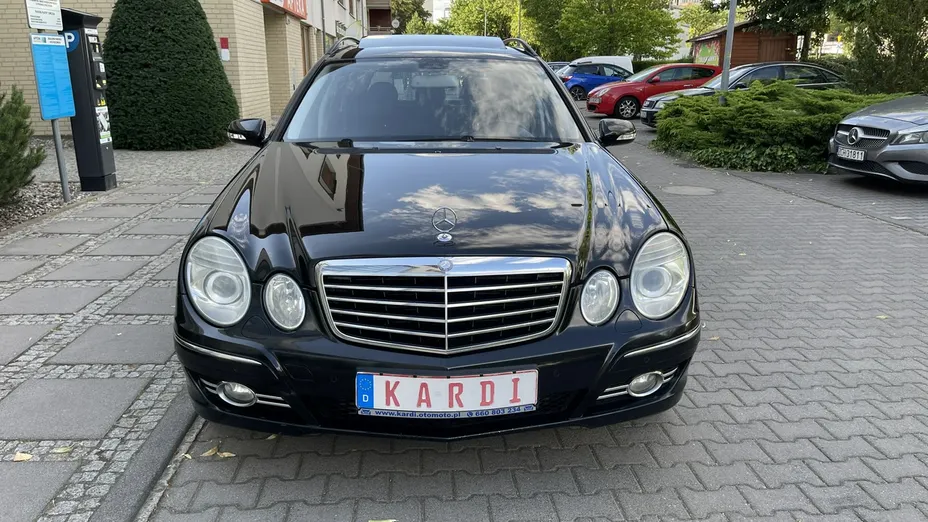 MERCEDES-BENZ E Klasa -