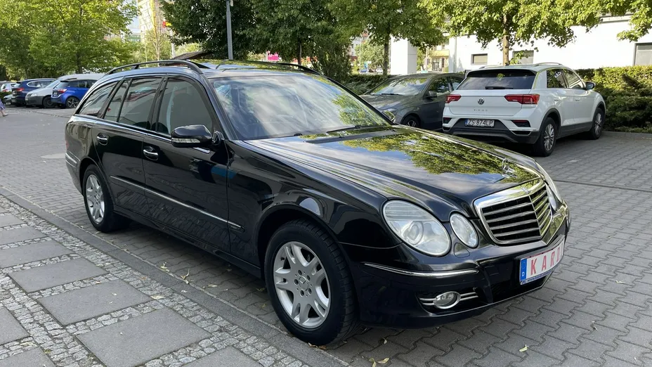 MERCEDES-BENZ E Klasa -
