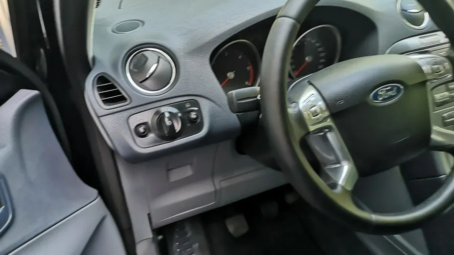 FORD S-MAX -
