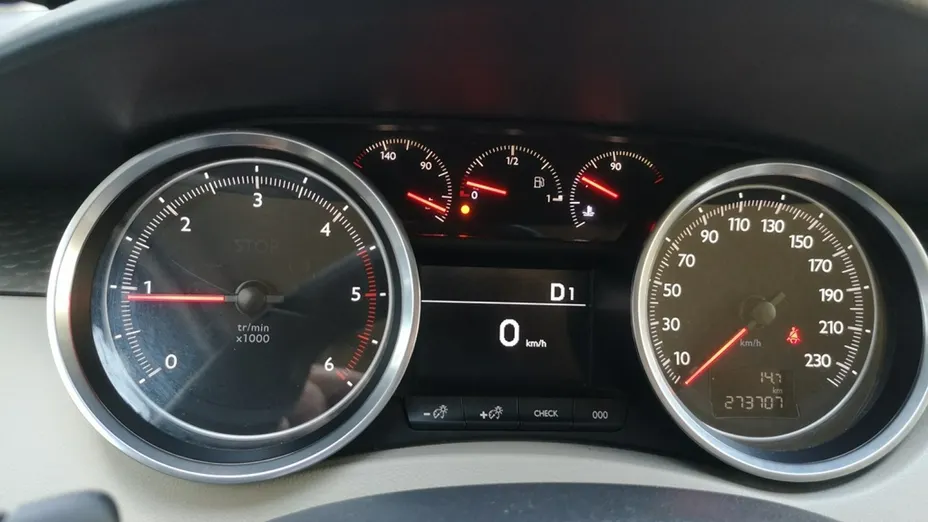 PEUGEOT 508 -