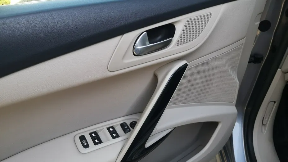PEUGEOT 508 -