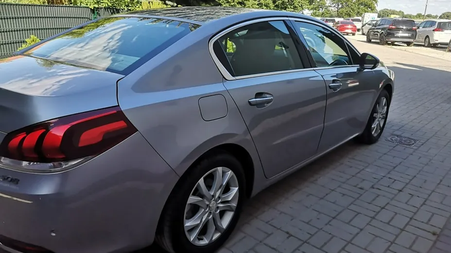 PEUGEOT 508 -