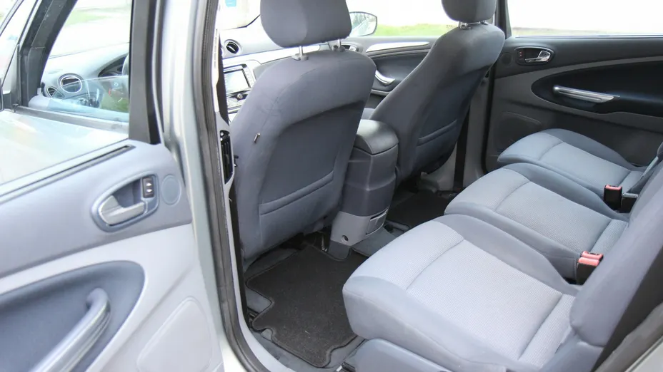 FORD S-MAX -