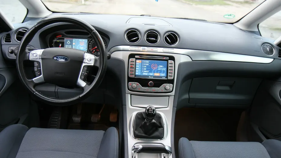 FORD S-MAX -