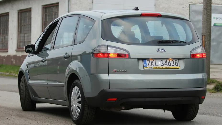 FORD S-MAX -
