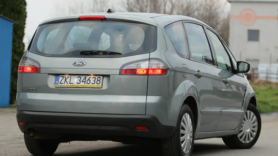 FORD S-MAX -