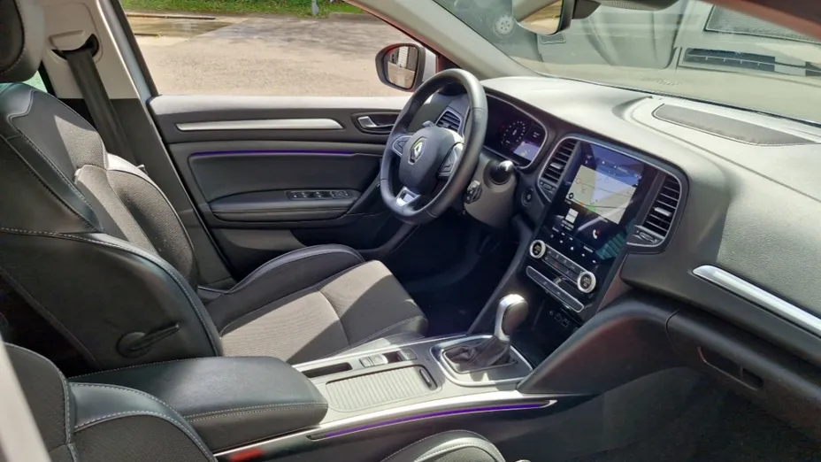 RENAULT Megane -