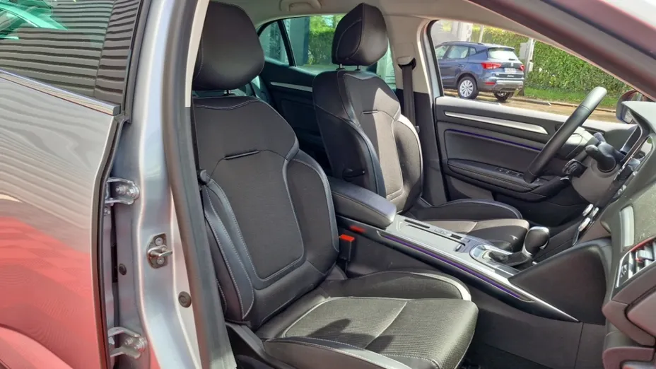 RENAULT Megane -