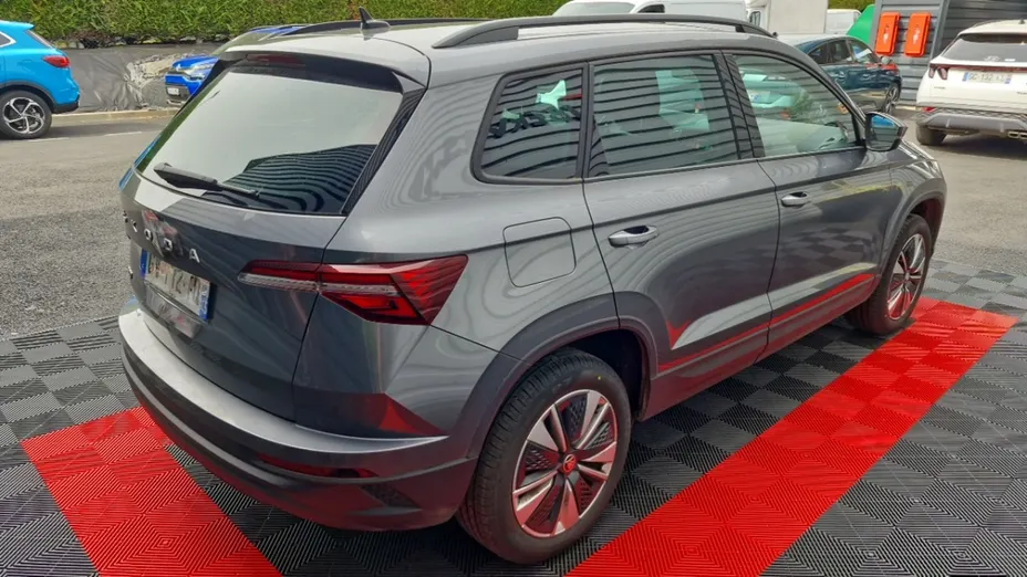 SKODA Karoq -