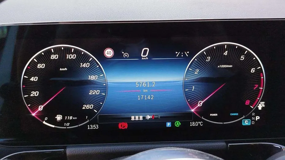 MERCEDES-BENZ GLA GLA 200 mHEV Progressive 7G-DCT