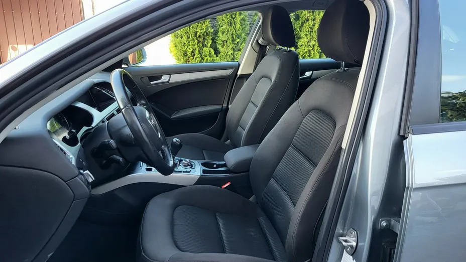 AUDI A4 -