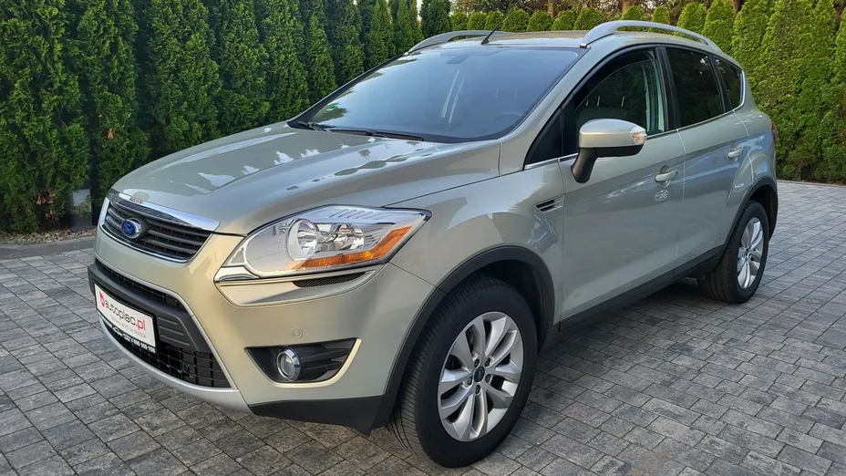FORD Kuga -