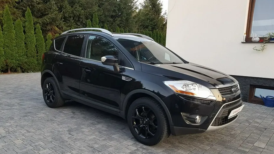 FORD Kuga -