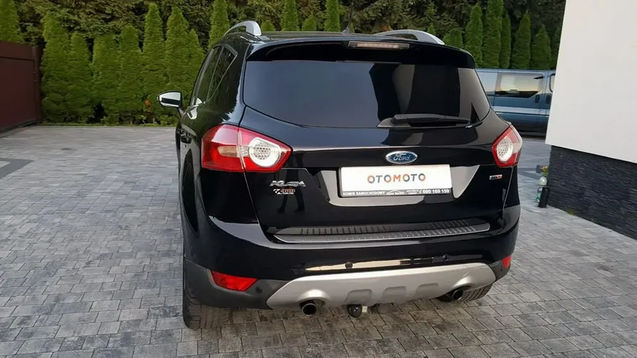 FORD Kuga -