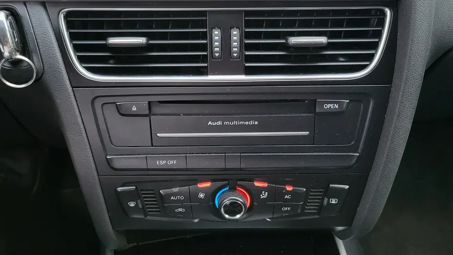 AUDI A4 -
