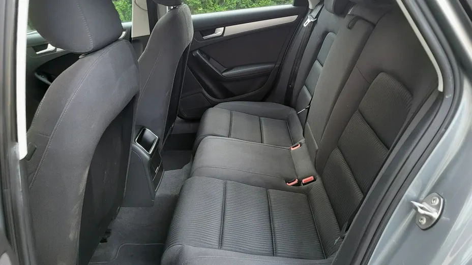 AUDI A4 -