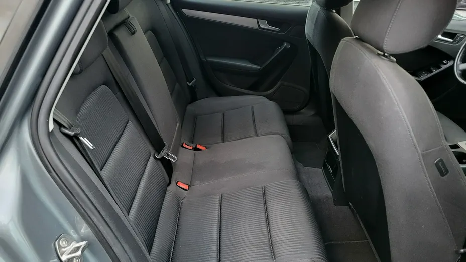 AUDI A4 -