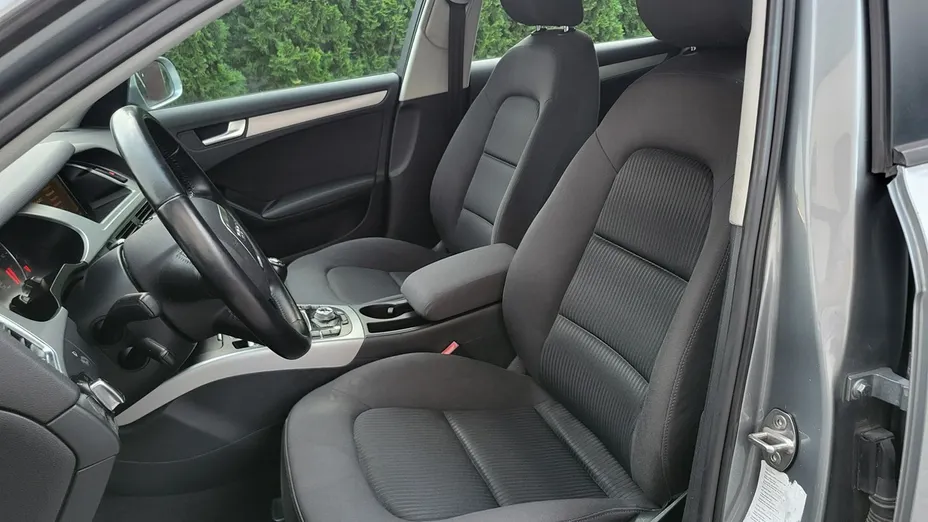 AUDI A4 -