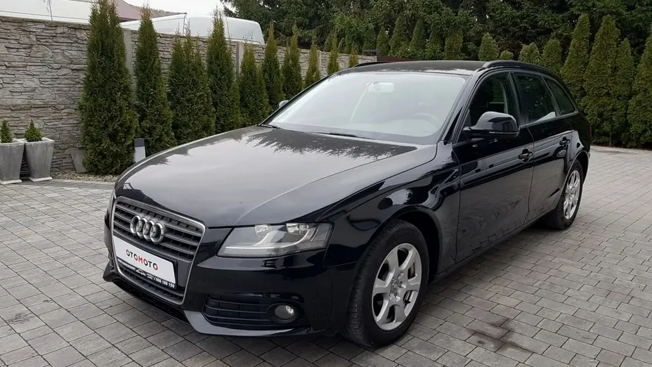 AUDI A4 -