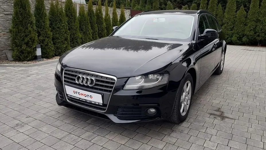AUDI A4 -