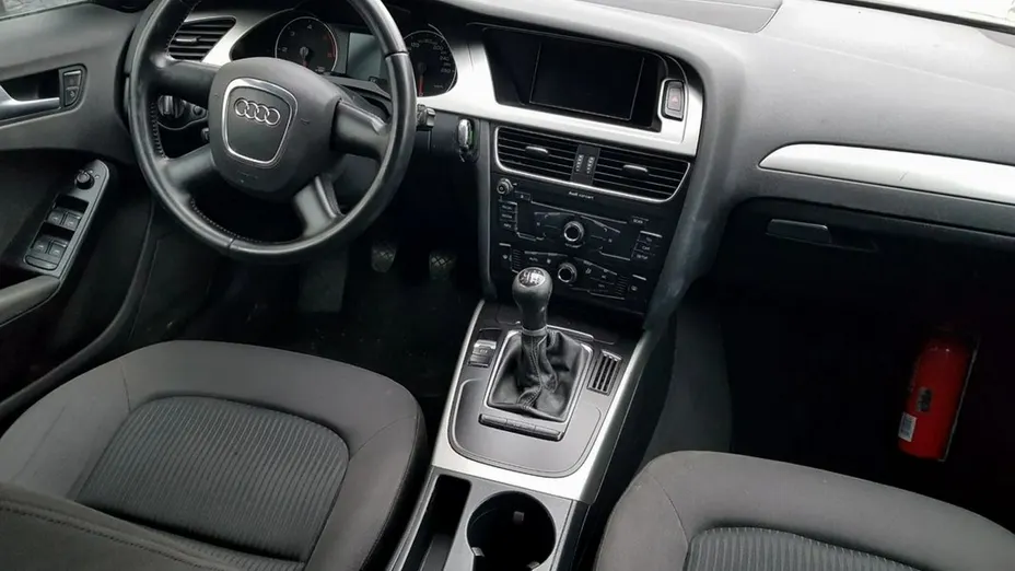 AUDI A4 -