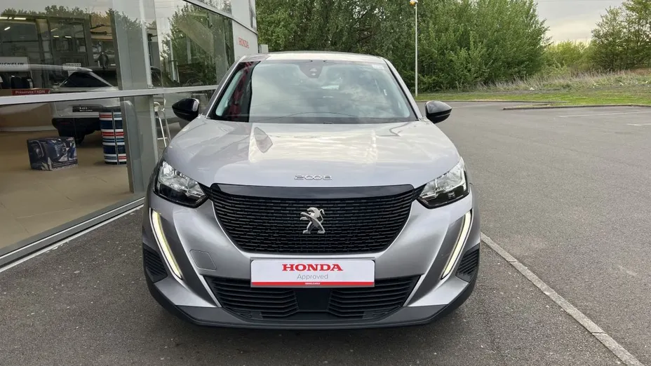 PEUGEOT 2008 -