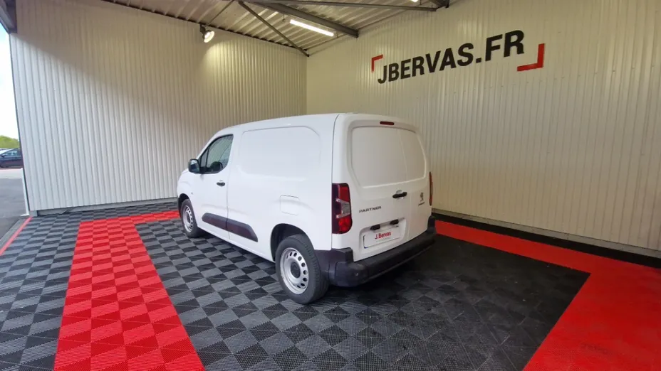 PEUGEOT Partner -