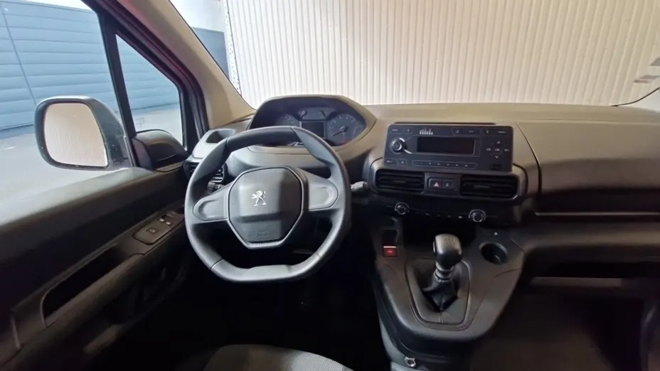 PEUGEOT Partner -