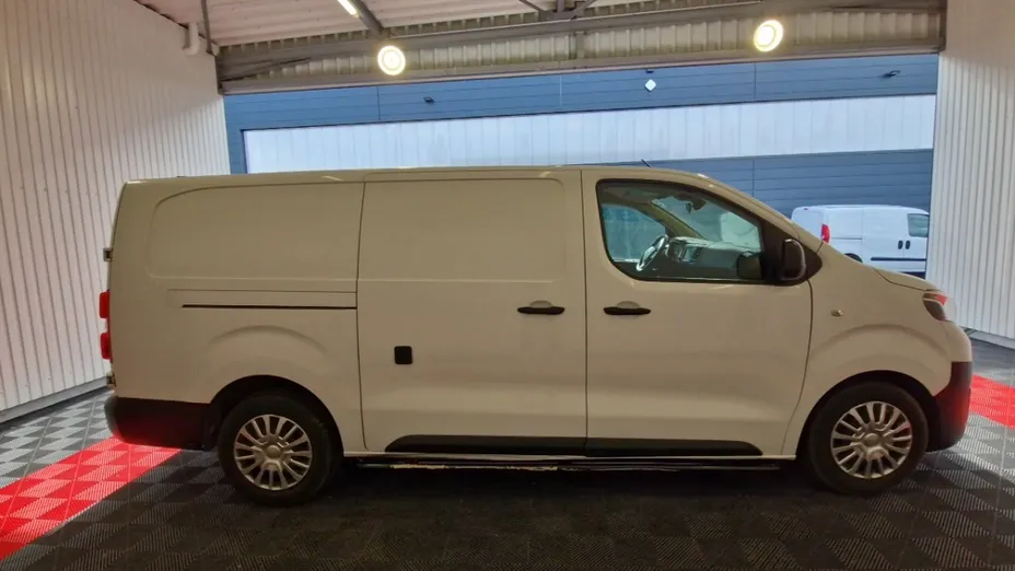TOYOTA Proace -