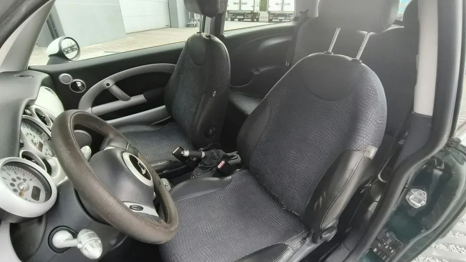 MINI Cooper -