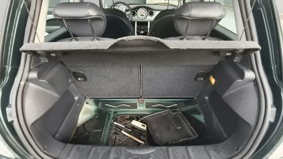 MINI Cooper -