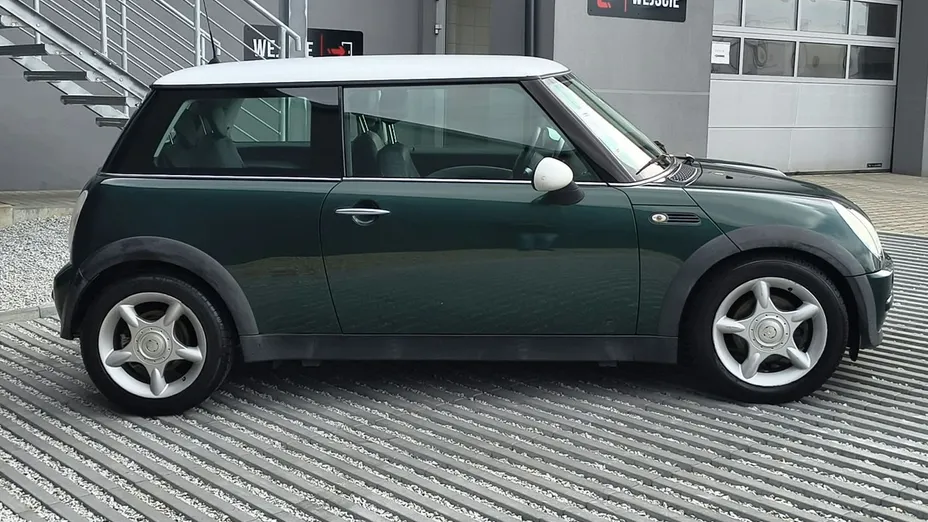 MINI Cooper -