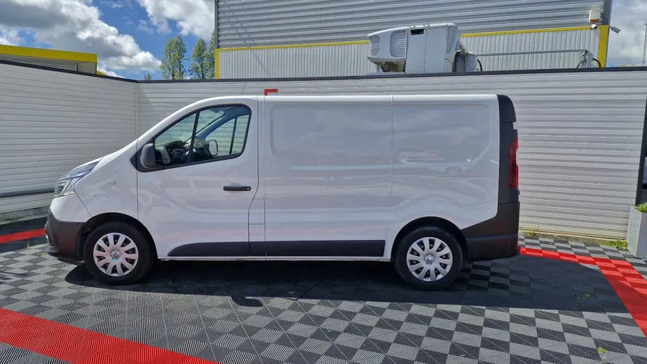 RENAULT Trafic -