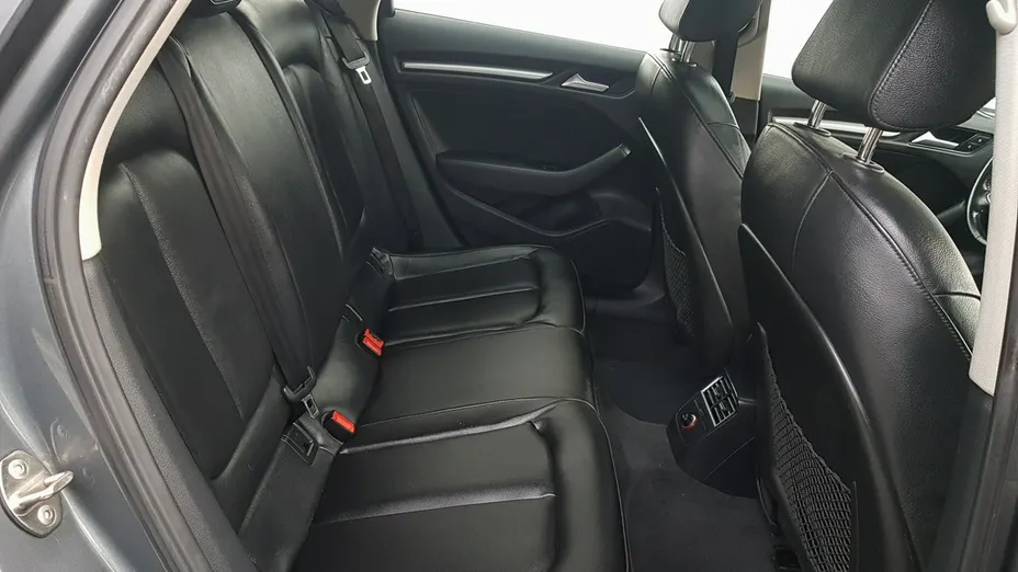 AUDI A3 Sportback -