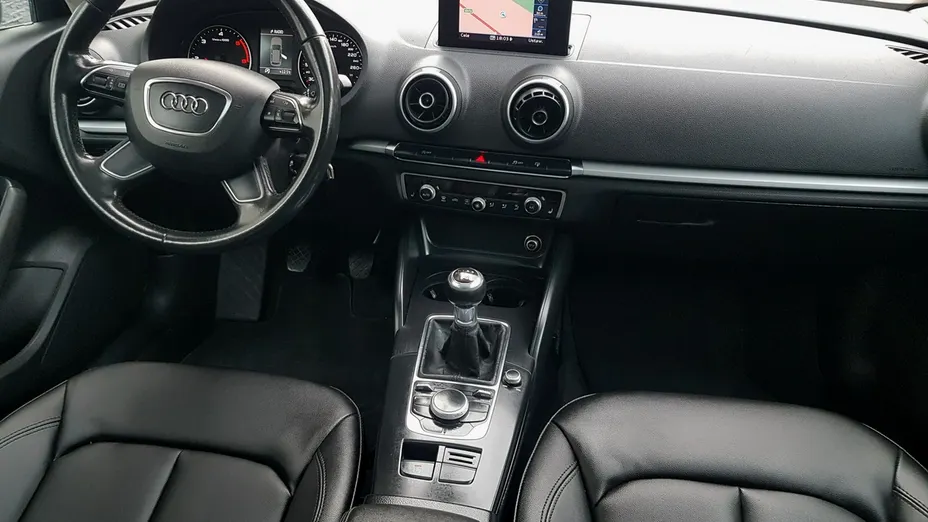 AUDI A3 Sportback -