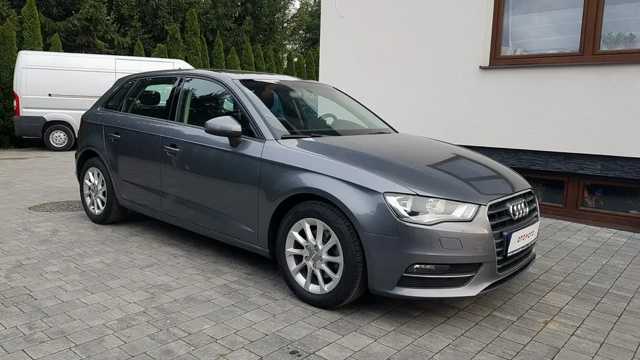 AUDI A3 Sportback -